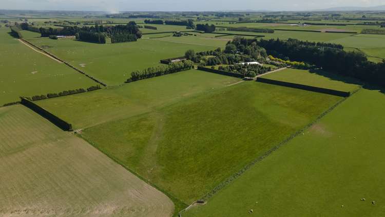 201 Lochiel Branxholme Road Winton Surrounds_25