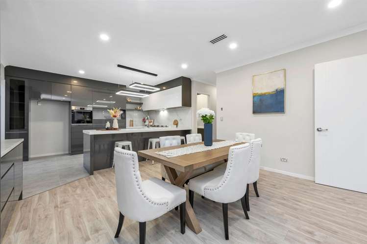 18 Tullymore Drive Flat Bush_9