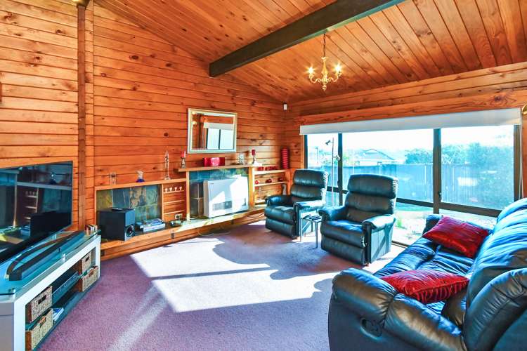 137 Everglade Drive Totara Heights_3