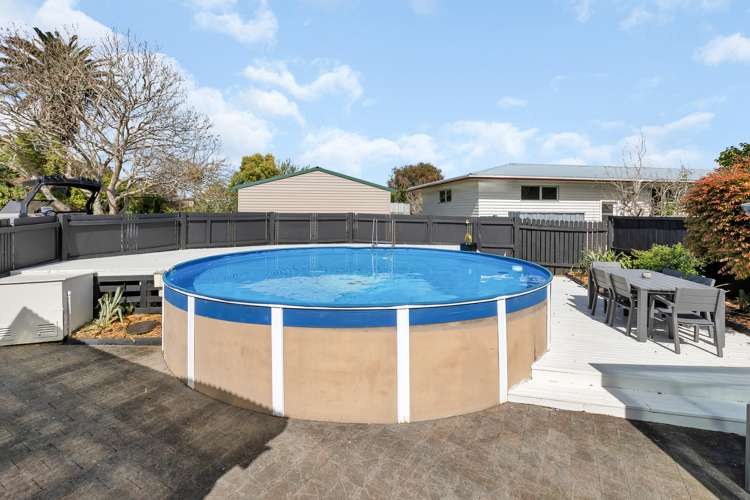 13 Hawea Place Tikipunga_27