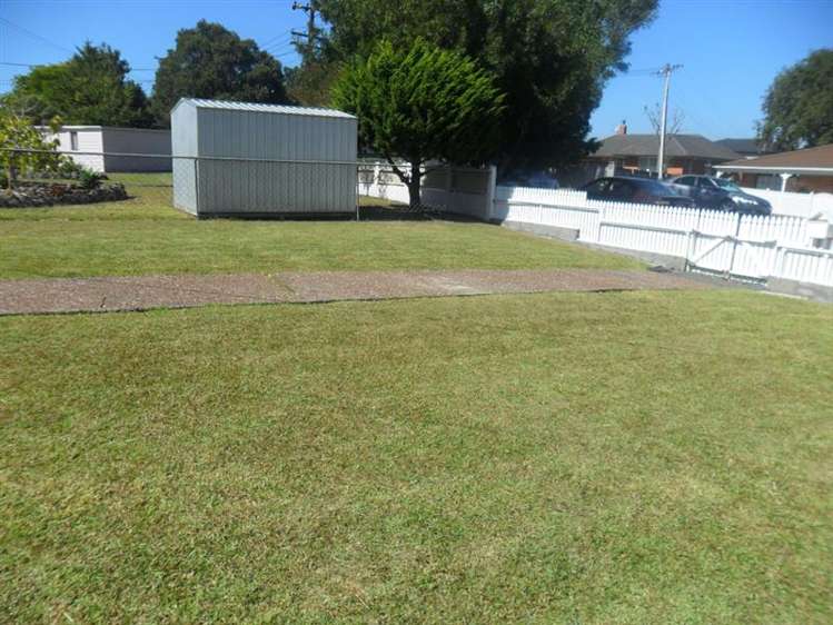 34 Buscomb Avenue Henderson_7