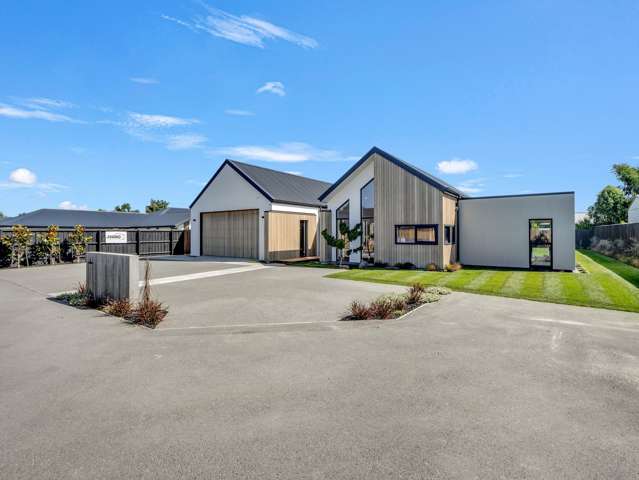 Roll up to luxury on Judd Lane