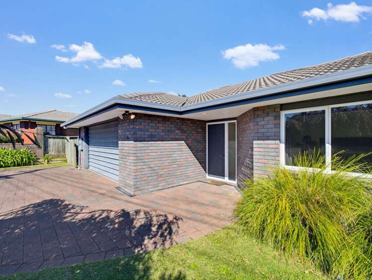 27 Basley Road Owhata_23
