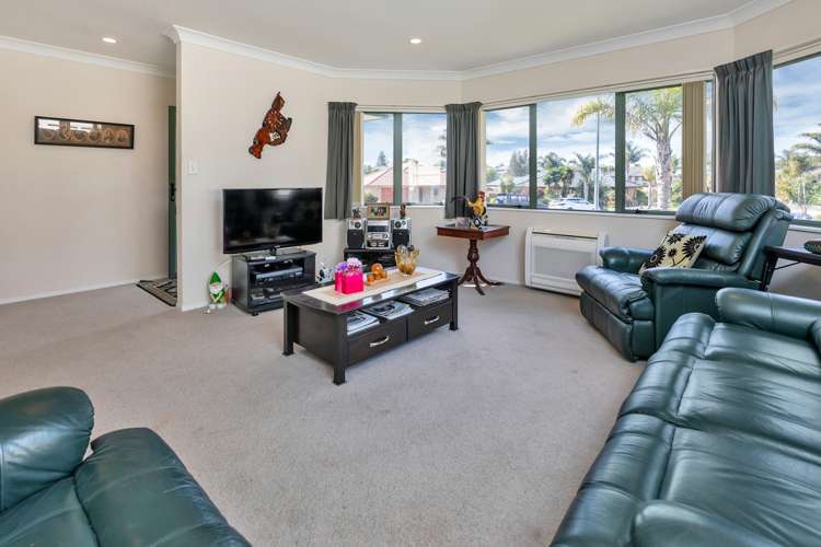 17 Maurton Place Onerahi_6