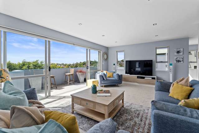 589D East Coast Road Browns Bay_2