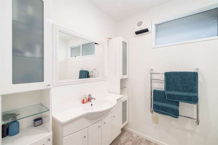 6 Pasadena Place Harewood_11