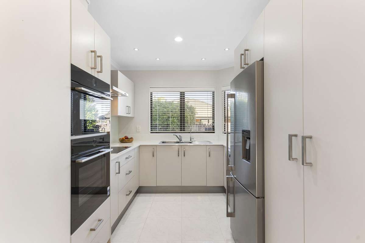 2/102 Greenhithe Road_3