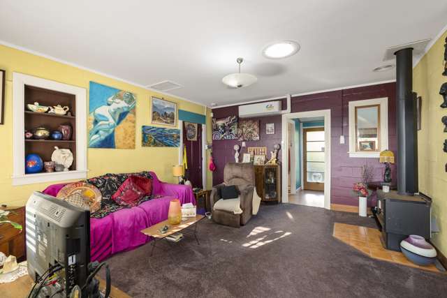 82 Marine Parade Otaki Beach_2