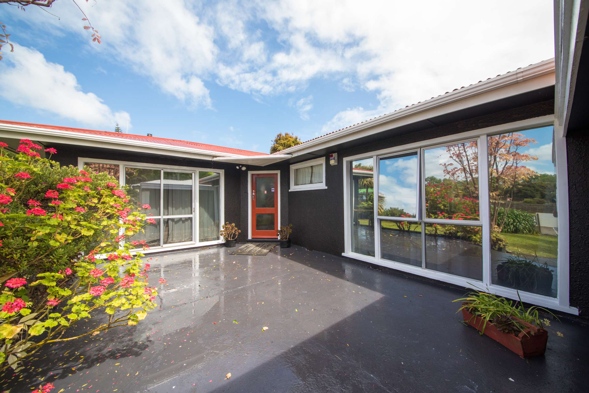 23 Featherston Street Takaro Palmerston North City Houses for