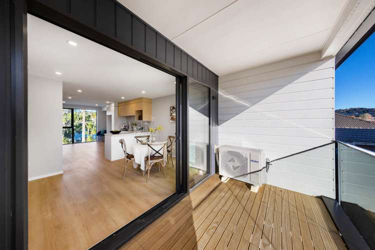 2/73 Glendale Road Glen Eden_1