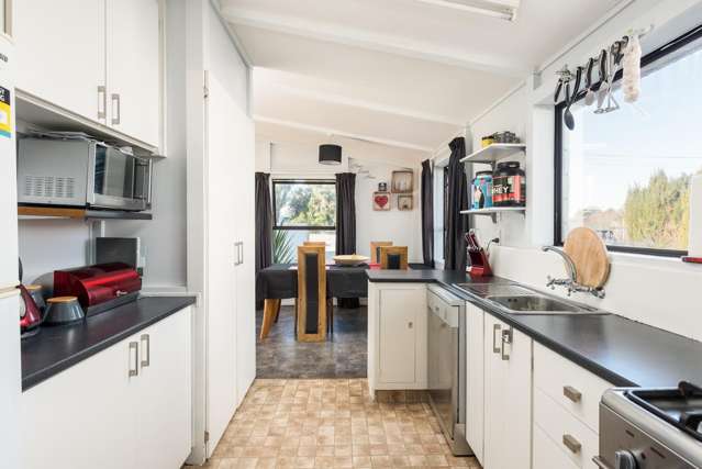 1896 State Highway 1 Tuamarina_1