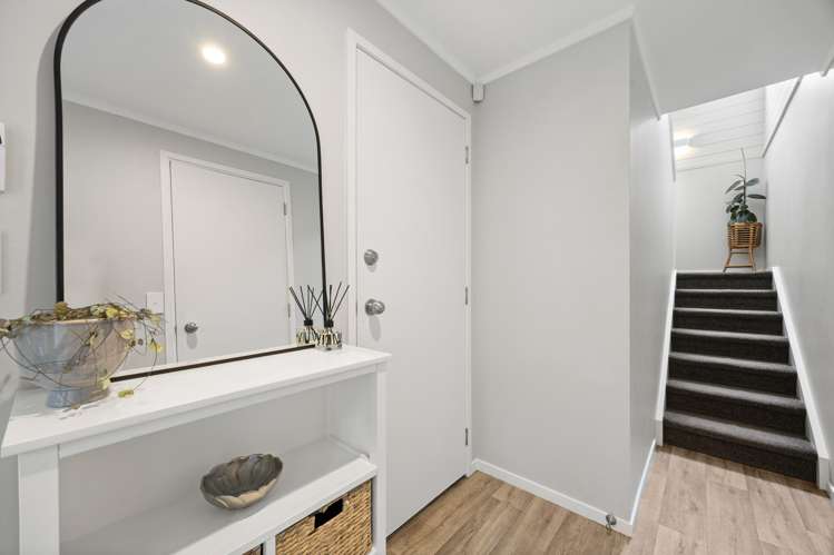 2/103 Cook Street Howick_25