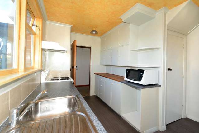 20 Barton Street Brockville_2