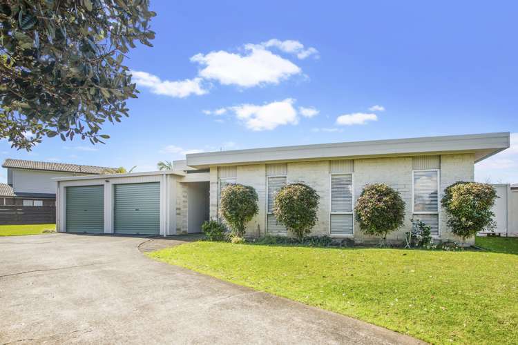 21a Bramley Drive Farm Cove_19