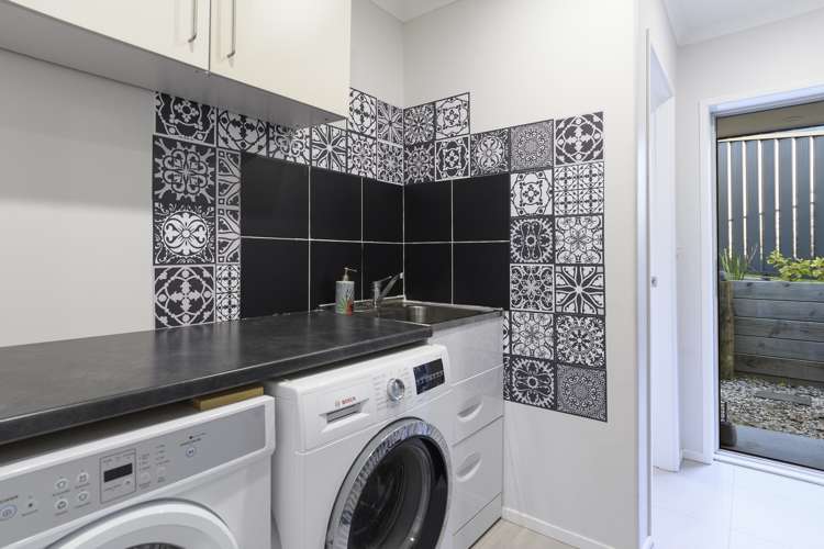 14 Aurora Avenue Welcome Bay_16