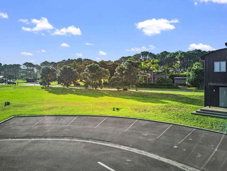 9 & 10/101 Harbour Drive Matarangi_9
