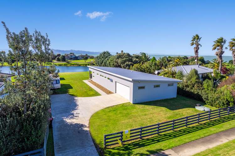 1158 East Coast Road Whakatiwai_17