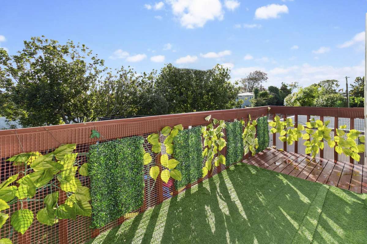 1/9 Sheehan Road_2