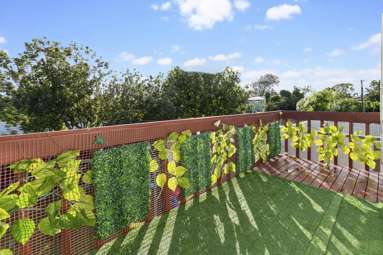 1/9 Sheehan Road_4