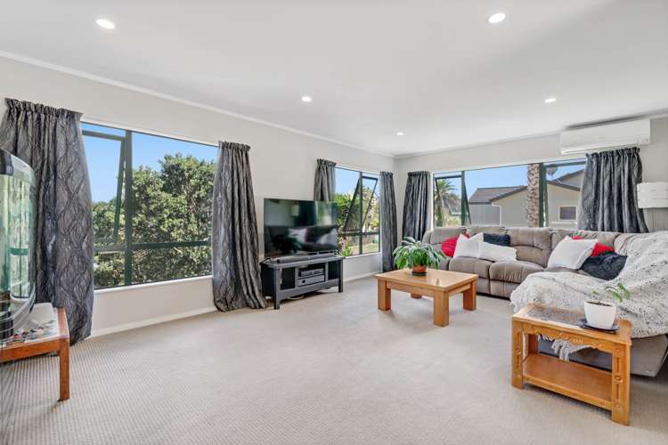 8 Coralsea Way Arkles Bay_13