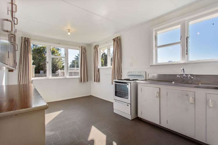 12 Russell Avenue Pukekohe_3