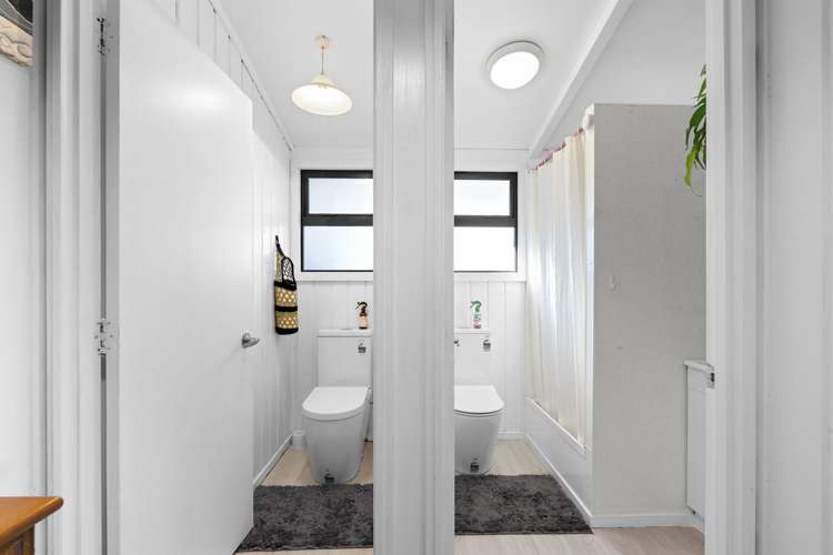 5 Camellia Avenue Bell Block_11