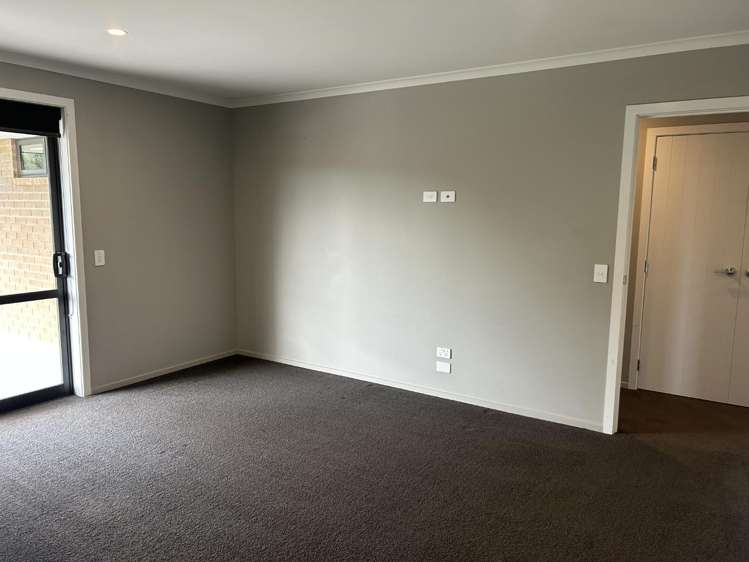 10 Les Wakefield Road 11192_7