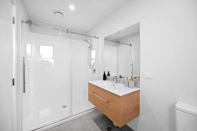 13 Ogilvie Avenue Chartwell_11