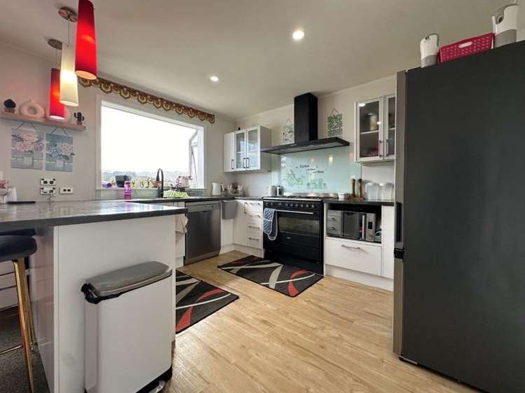 62 Karaka Street Wainuiomata_7