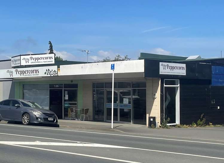 124 and 126 Tahunanui Drive_0