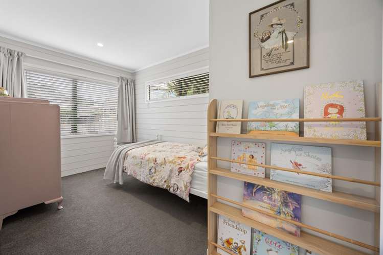 2/103 Cook Street Howick_11