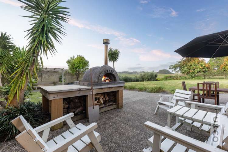 1226 State Highway 16 Waimauku_14