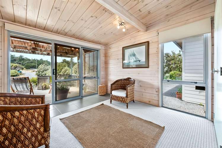 9 Via Aroha Waitarere Beach_14