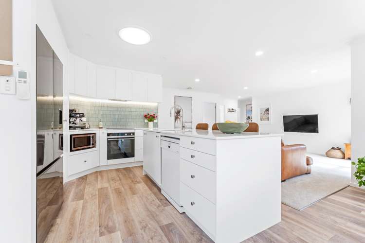 22a Zealandia Road_1