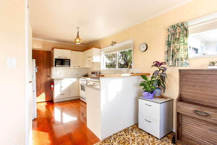 86 Glenvar Road Torbay_5