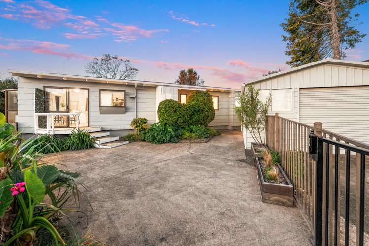 1 Holmburn Street Welcome Bay_20