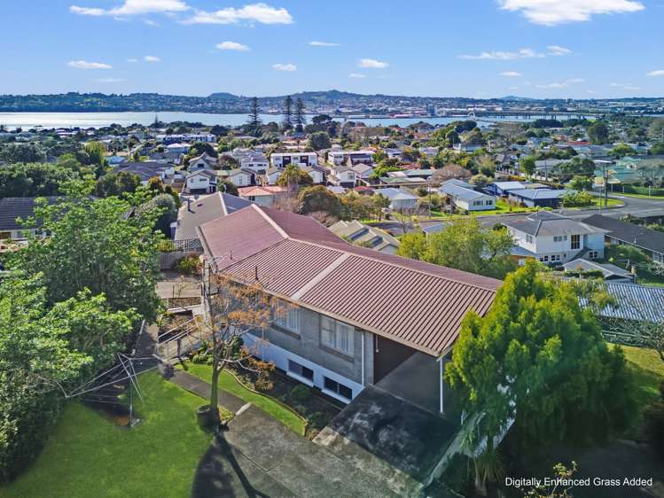 5 Conifer Lane Mangere Bridge_33