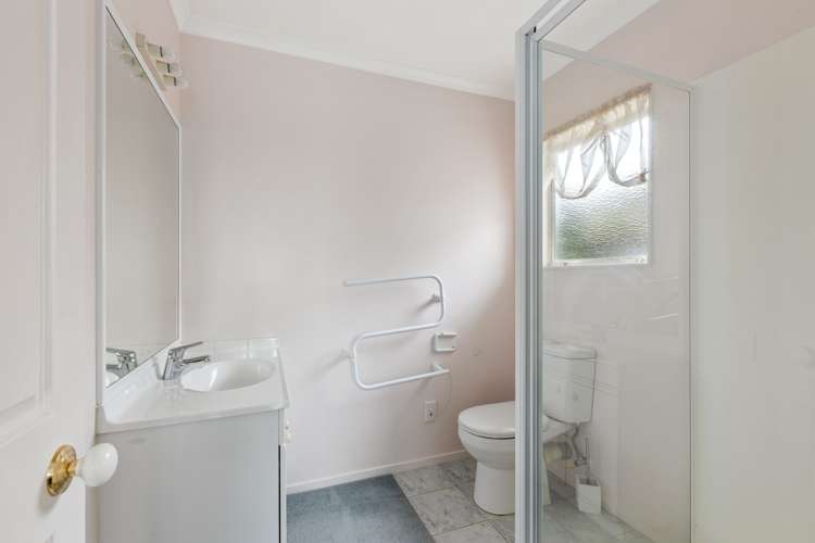 61 Kath Hopper Drive Orewa_11