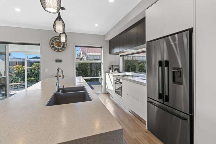 8 Webster Street Westown_7