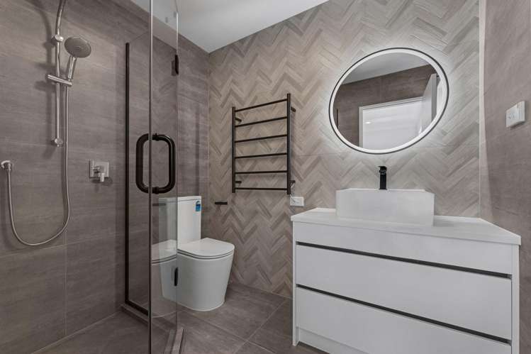 33 Barley Road Flat Bush_21