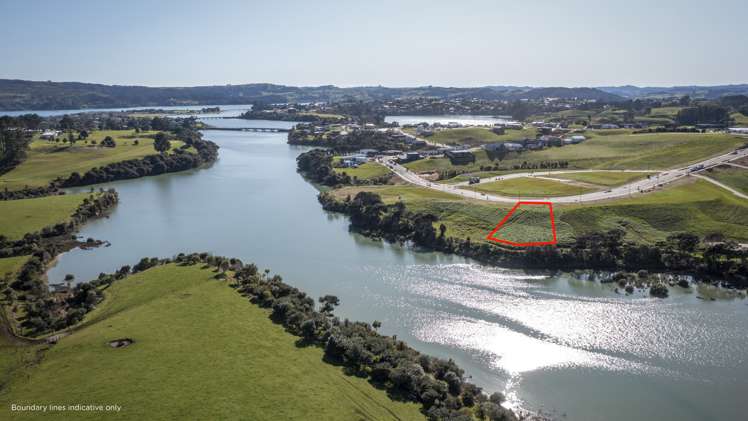 76 Omahina Street Raglan_12