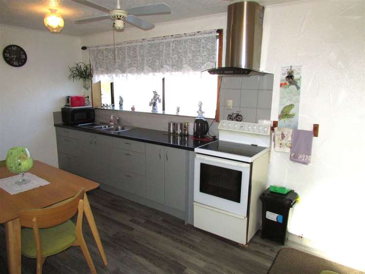 20 Pitt Street Runanga_10