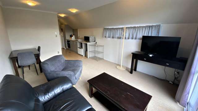 7/1180 Victoria Street Hamilton Central_3