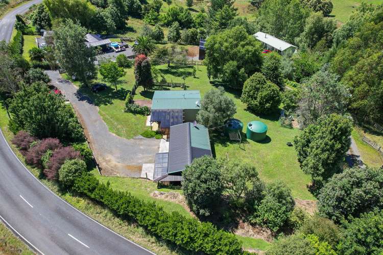 165 Te Tahi Road Puketotara_33