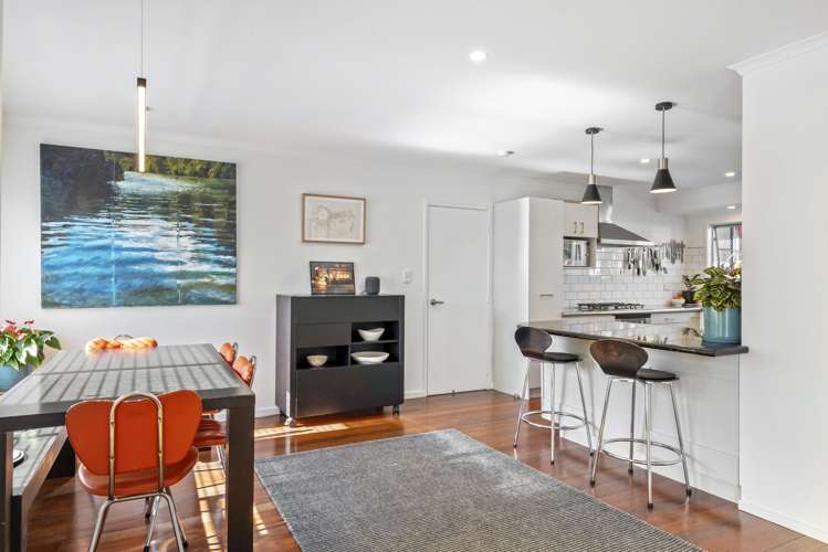 2/193 Lake Road Belmont_10