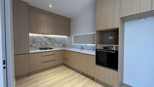 2/59 Howe Street Howick_3