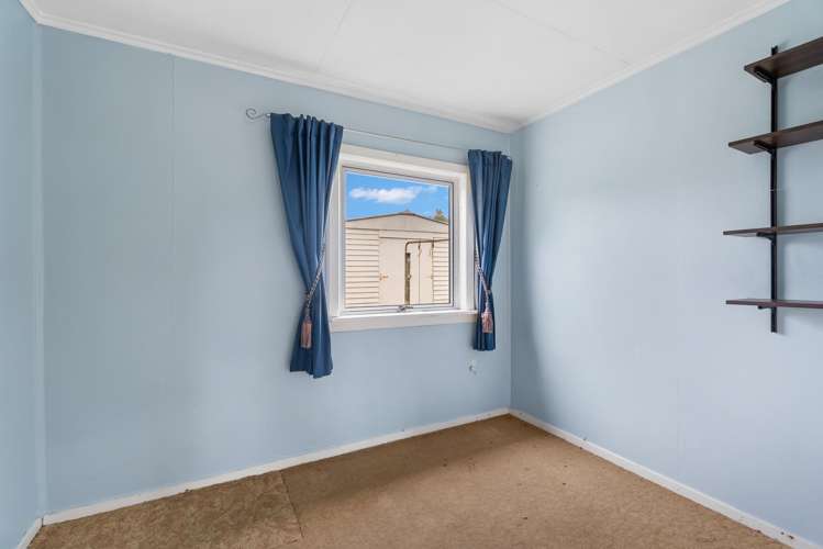 73 Great North Road Te Kamo_16