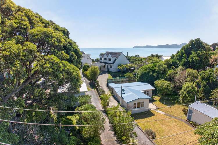 93A Wellington Road Paekakariki_24