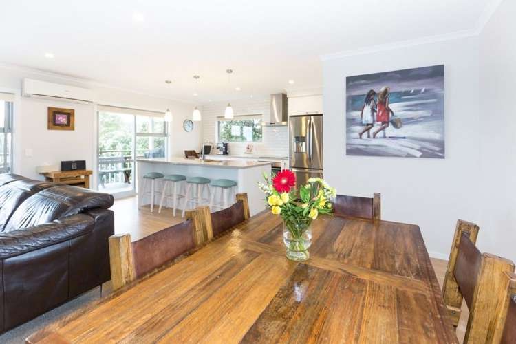 1037 Papamoa Beach Road Papamoa_3