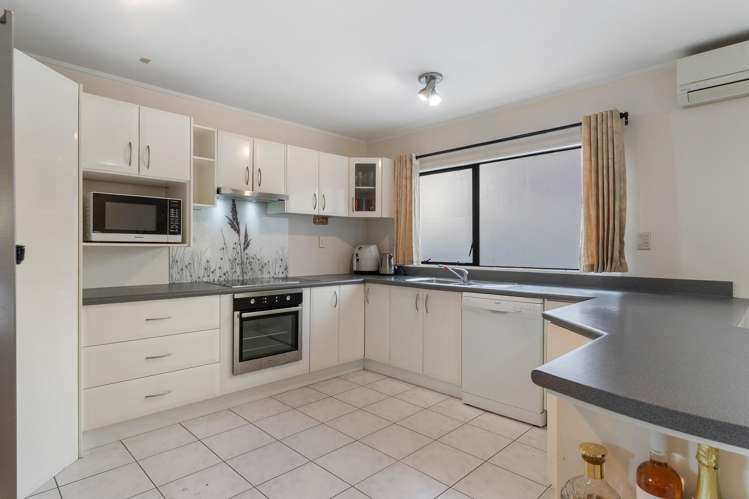 34 Saint Annes Crescent_4